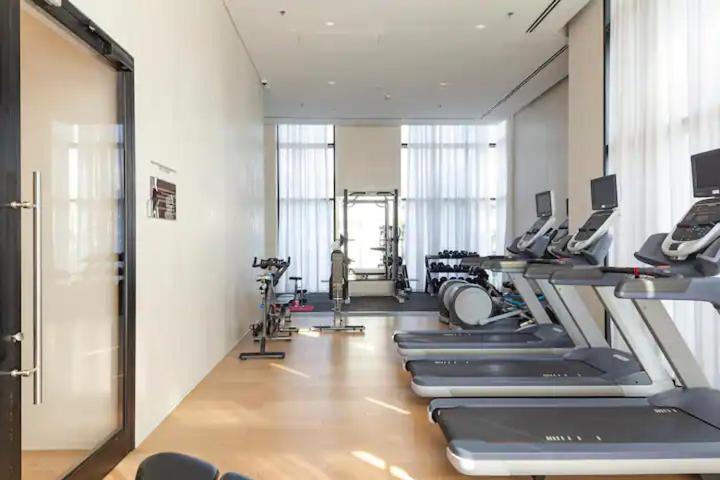 Oַ&O Group- Luxury Apt Tower Best Sea View Bat Yam Eksteriør billede