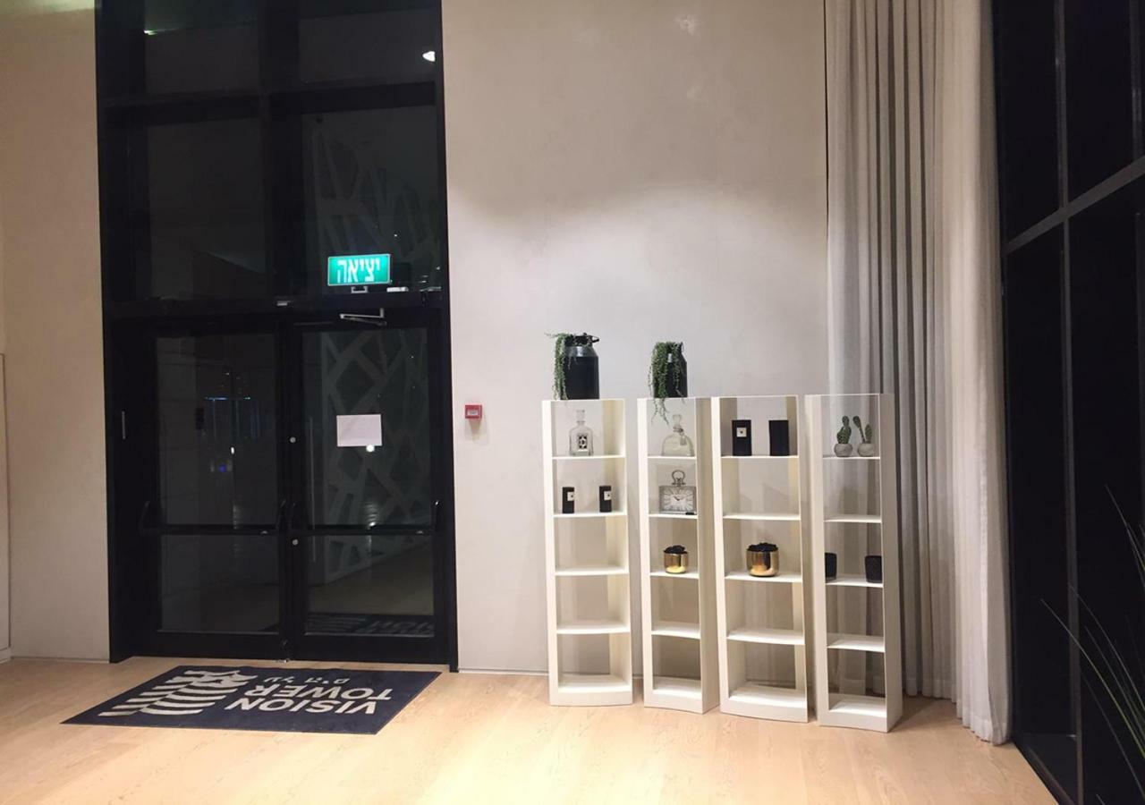Oַ&O Group- Luxury Apt Tower Best Sea View Bat Yam Eksteriør billede
