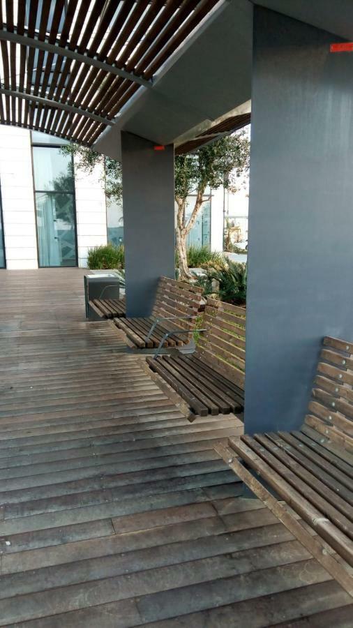 Oַ&O Group- Luxury Apt Tower Best Sea View Bat Yam Eksteriør billede